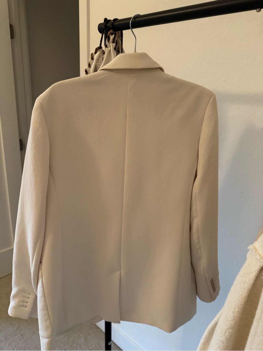 Aritzia Wilfred Cream Single-Breasted Blazer - Picture 2 of 4